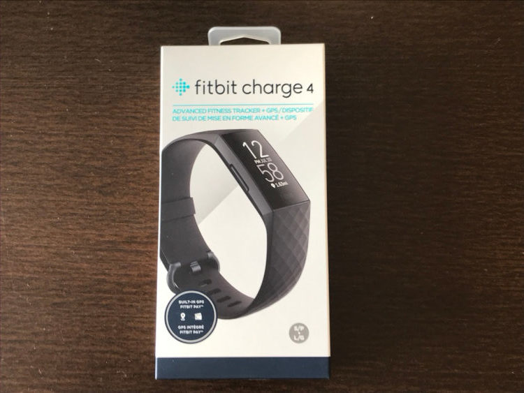フィットビット チャージ4(fitbit charge 4)パッケージ外観