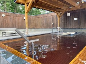 湯巡り日本一周Nバン車中泊21湯目 帯広モール温泉 オベリベリ温泉 水光園の露天風呂